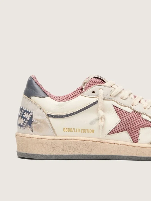 Zapatillas Ball Star LTD para mujer en cuero beige con estrella de malla rosa y lengüeta del talón de cuero azul
