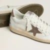 Zapatillas Ball Star para hombre en piel napa blanca con estrella y lengüeta en el talón de piel laminada color bronce