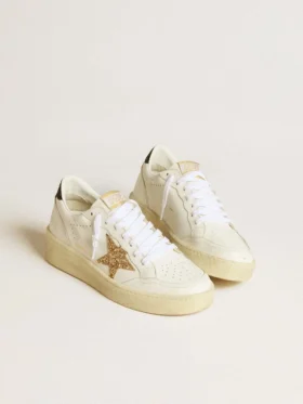 Zapatillas Ball Star para mujer en cuero blanco con estrella dorada con purpurina y lengüeta del talón negra con purpurina