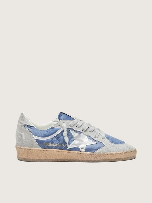 Zapatillas Ball Star para mujer en nylon azul denim con inserciones de gamuza gris claro y una estrella de cuero plateado metalizado
