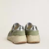 Zapatillas de hombre con Running Sole en nylon y gamuza verde salvia con estrella negra estampada