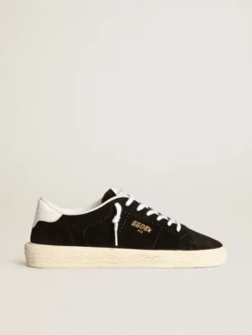 Zapatillas de tenis para mujer en gamuza negra con lengüeta de talón de cuero blanco