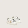 Zapatillas escolares para bebé en napa con estrella de gamuza beige y estampado de mascota