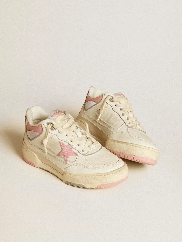 Zapatillas Forty2 para hombre con estrella rosa y lengüeta de talón de cuero blanco
