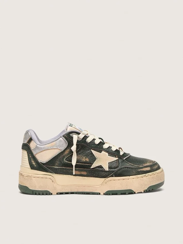 Zapatillas Forty2 para hombre en cuero verde y nylon color crema con estrella de TPU y lengüeta del talón de cuero plateado
