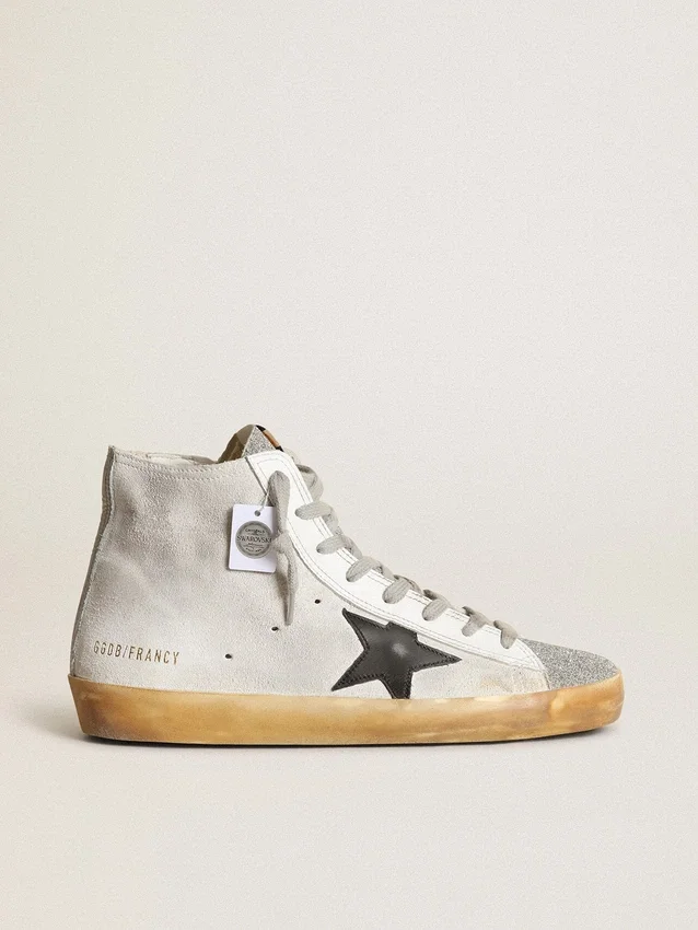Zapatillas Francy para mujer en gamuza blanca con estrella de cuero negro y lengüeta con cristales Swarovski plateados