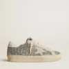 Zapatillas Hi Star para mujer en brillo plateado con estrella de gamuza y lengüeta del talón blanca