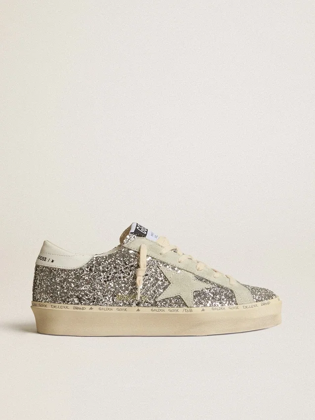 Zapatillas Hi Star para mujer en brillo plateado con estrella de gamuza y lengüeta del talón blanca