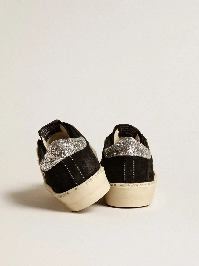 Zapatillas Hi Star para mujer en cuero negro con lengüeta del talón con purpurina plateada
