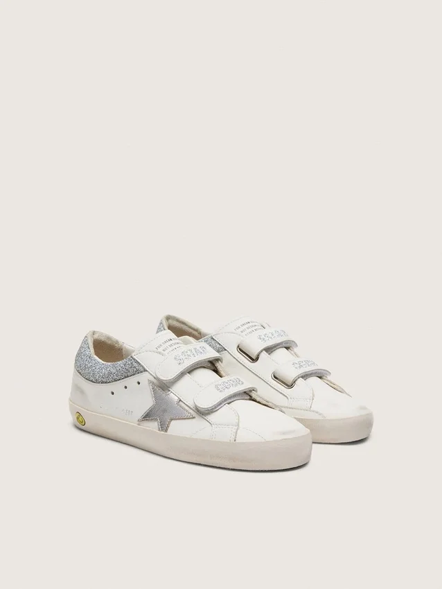 Zapatillas Young Old School en cuero blanco con estrella de cuero plateado metalizado e inserciones de cristales plateados
