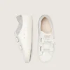 Zapatillas Young Old School en cuero blanco con estrella de cuero plateado metalizado e inserciones de cristales plateados
