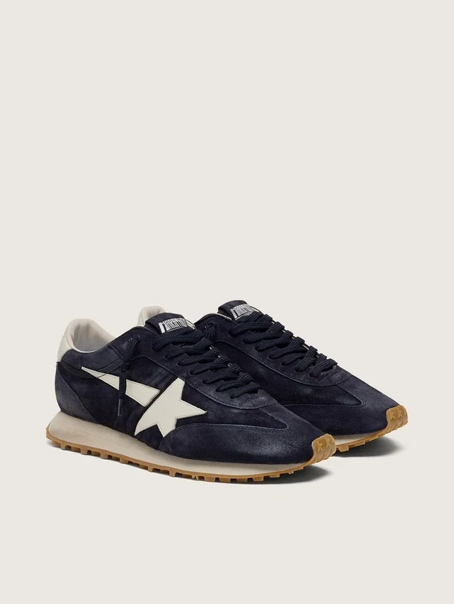 Zapatillas Marathon para hombre en gamuza azul marino con estrella y lengüeta del talón de cuero blanco