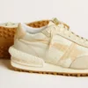 Zapatillas Marathon para hombre en nylon beige y cuero gris con estrella estampada en beige