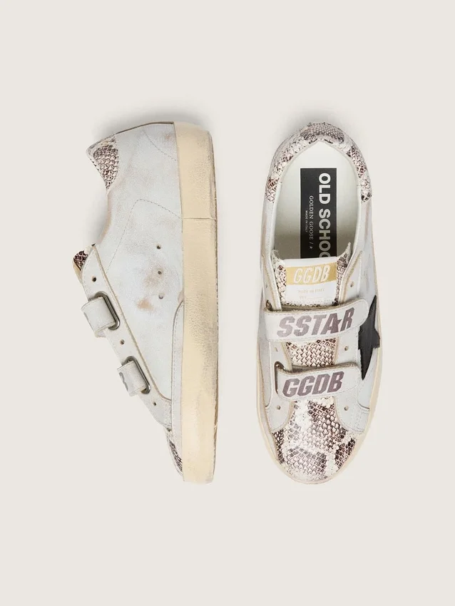 Zapatillas Old School para mujer en cuero blanco con estrella de cuero negro e inserciones con estampado de serpiente