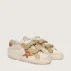 Zapatillas Old School para mujer en gamuza color perla con estrella de cuero rojo ladrillo y tira de rafia