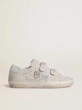 Zapatillas Old School para mujer en gamuza gris claro con una estrella de cuero con microbrillo