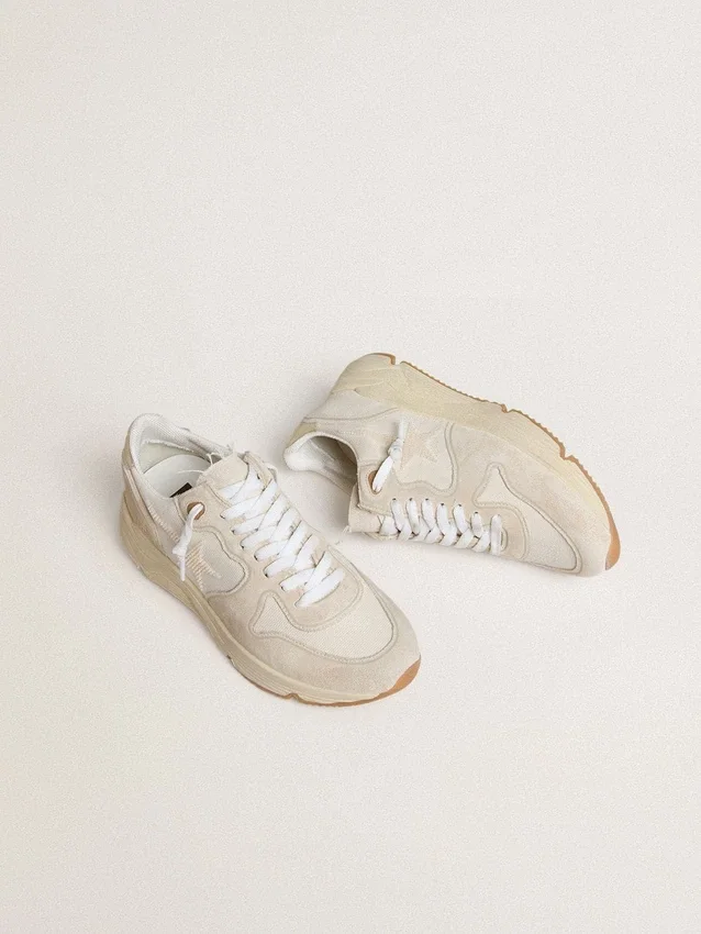 Zapatillas Running Sole para mujer en lona con estrella beige y lengüeta en el talón de cuero metalizado platino