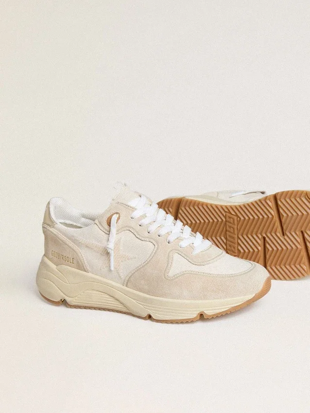 Zapatillas Running Sole para mujer en lona con estrella beige y lengüeta en el talón de cuero metalizado platino