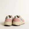 Zapatillas Running Sole para mujer en malla gris y gamuza con estrella plateada brillante
