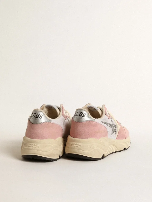 Zapatillas Running Sole para mujer en malla gris y gamuza con estrella plateada brillante