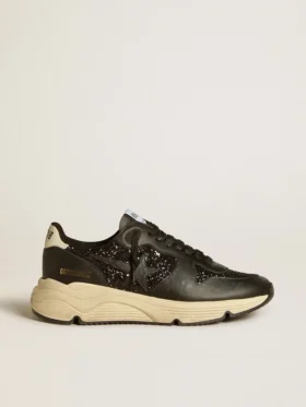 Zapatillas Running Sole para mujer en negro con purpurina, estrella de cuero y lengüeta de talón de nubuck