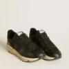 Zapatillas Running Sole para mujer en negro con purpurina, estrella de cuero y lengüeta de talón de nubuck