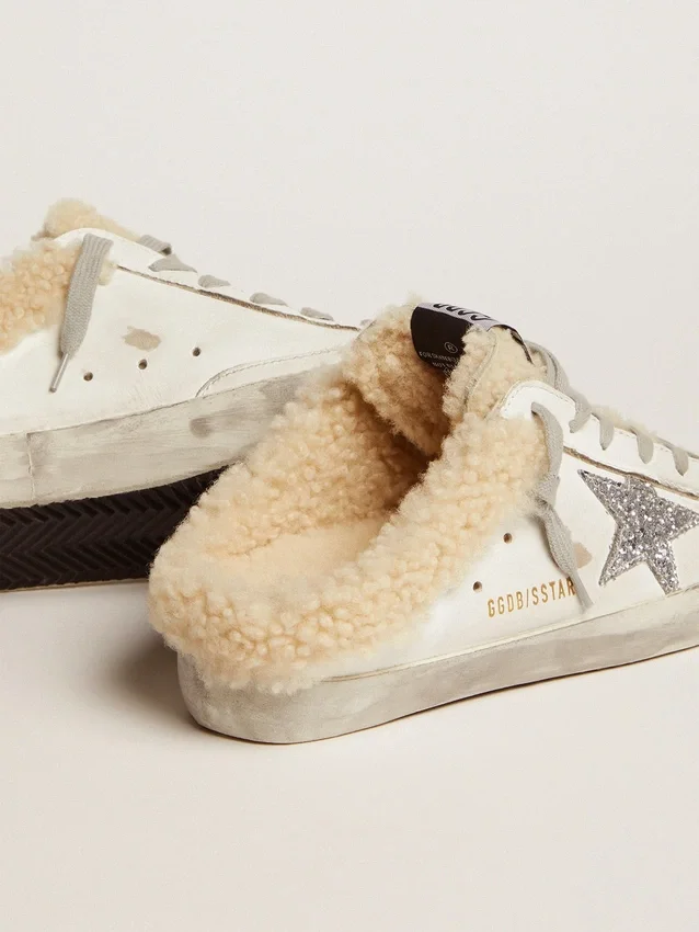Zapatillas Super-Star Sabot para mujer en cuero blanco y forro de piel de oveja