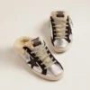 Zapatillas Super-Star Sabot para mujer en cuero laminado plateado con estrella negra
