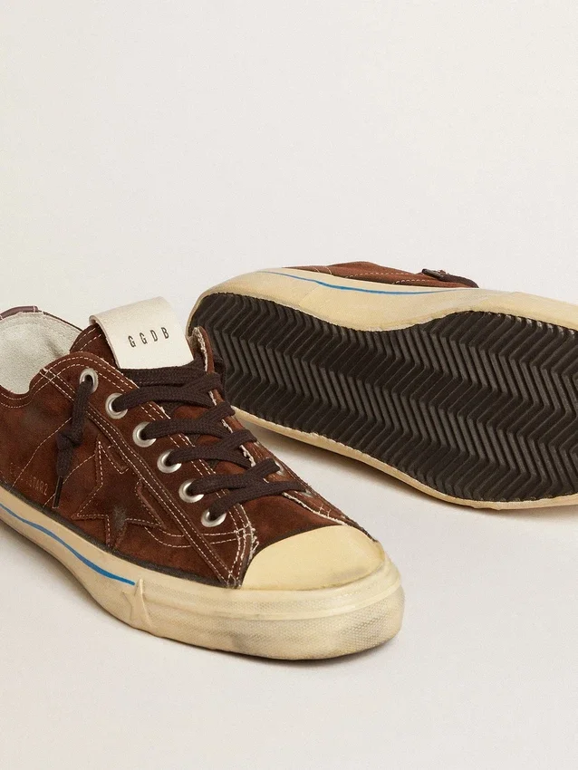 Zapatillas V-Star LTD para hombre en gamuza marrón oscuro con estrella tono sobre tono