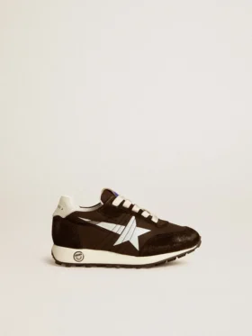 Zapatillas Young Marathon de nylon negro con estrella estampada y lengüeta de cuero en el talón
