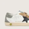 Zapatillas Young Old School con estrella de cuero negro e inserciones de gamuza beige y verde