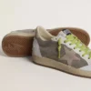 Zapatos Ball Star para hombre en gamuza gris con estrella de gamuza rosa antiguo y lengüeta del talón de cuero beige