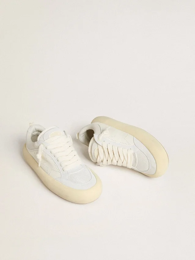 Zapatos Space-Star Cube para mujer en cuero blanco con estrella perforada