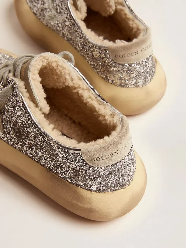 Zapatos Space-Star para mujer en brillo plateado con forro de piel de oveja