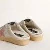 Zapatos tipo sabot Ball Star en napa blanca con una estrella de cuero rosa antiguo
