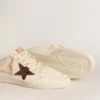 Zapatos tipo sabot Ball Star en napa color marfil con estrella de purpurina color bronce