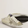 Zapatos tipo Super-Star Sabot en cuero con lámina de platino y estrella de gamuza beige