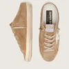 Zapatos tipo Super-Star Sabot para mujer en gamuza color tabaco con estrella de cuero blanco